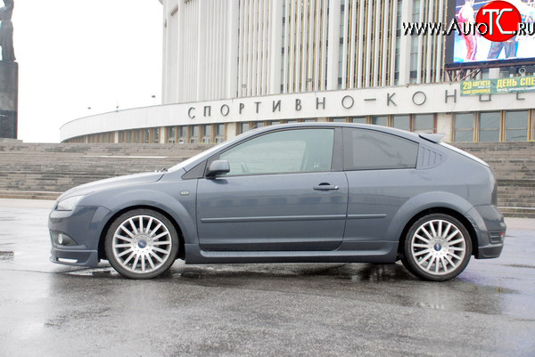 5 899 р. Пороги накладки Sport Ford Focus 2 хэтчбэк 3 дв. дорестайлинг (2004-2007) (Неокрашенные)  с доставкой в г. Санкт‑Петербург