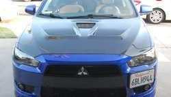 31 799 р. Пластиковый капот Evo  Mitsubishi Lancer  10 (2007-2017) седан дорестайлинг, хэтчбэк дорестайлинг, седан рестайлинг, хэтчбек 5 дв рестайлинг (Неокрашенный)  с доставкой в г. Санкт‑Петербург. Увеличить фотографию 10