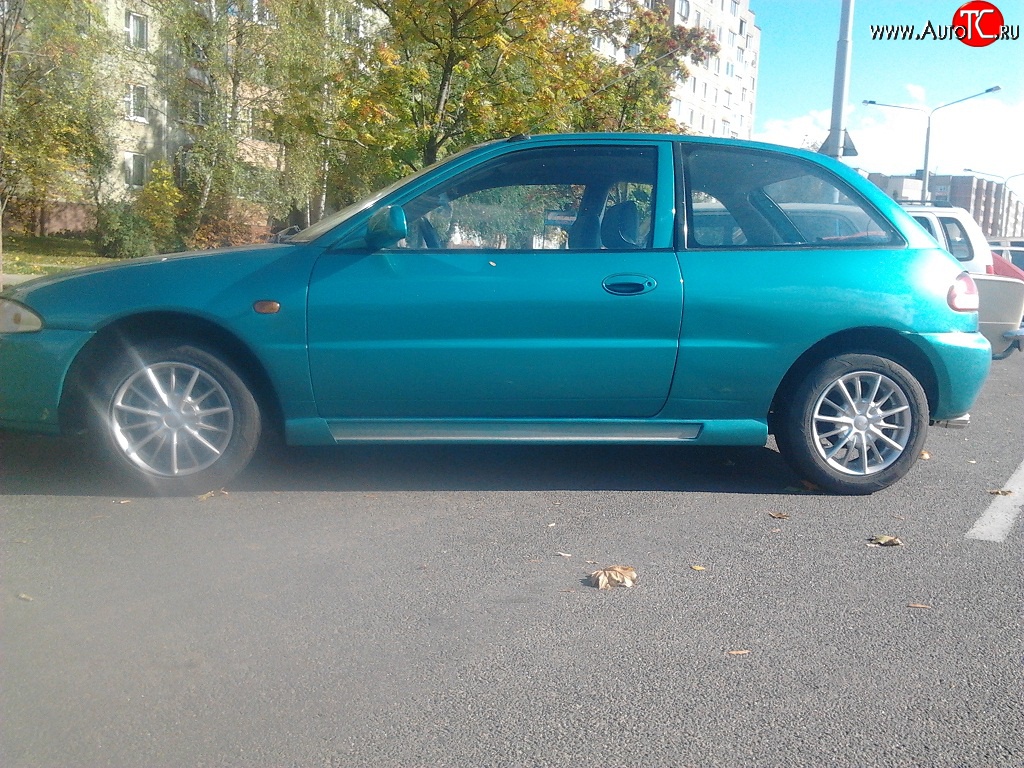 3 949 р. Пороги накладки Uni V9 (составные, максимальная длина 2020 мм) Nissan Aprio (2007-2010)  с доставкой в г. Санкт‑Петербург