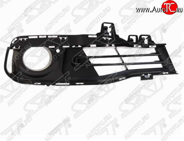 1 659 р. Правая оправа противотуманной фары SAT  BMW 3 серия  F30 (2015-2018)  с доставкой в г. Санкт‑Петербург