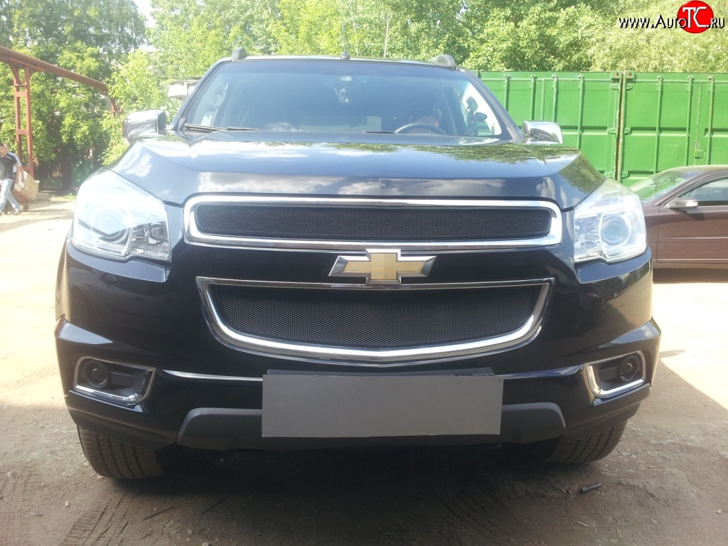 1 469 р. Нижняя сетка на бампер Russtal (черная) Chevrolet Trailblazer GM800 дорестайлинг (2012-2016)  с доставкой в г. Санкт‑Петербург