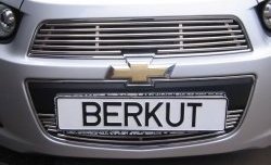 3 999 р. Декоративная вставка воздухозаборника Berkut Chevrolet Aveo T300 седан (2011-2015)  с доставкой в г. Санкт‑Петербург. Увеличить фотографию 1