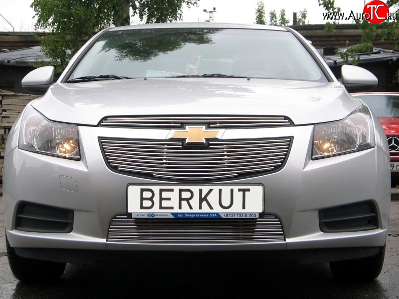 4 399 р. Декоративная вставка воздухозаборника Berkut Chevrolet Cruze J300 седан дорестайлинг (2009-2012)  с доставкой в г. Санкт‑Петербург