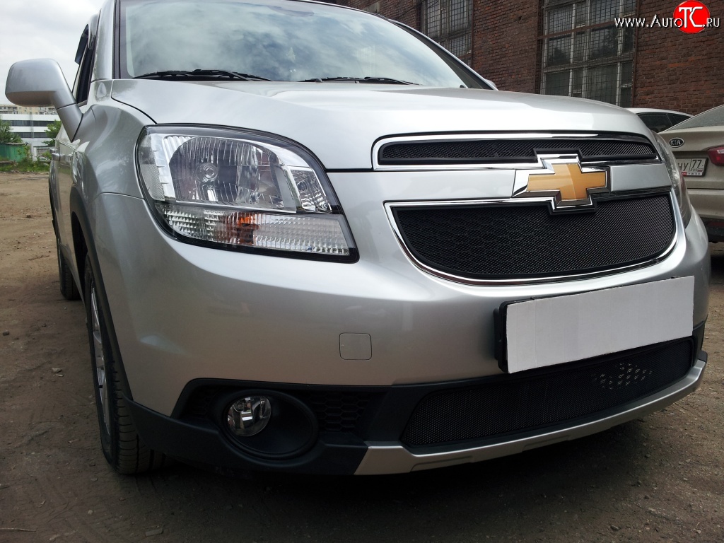 1 389 р. Сетка в решетку радиатора (верхняя) Russtal  Chevrolet Orlando (2011-2018) (черная)  с доставкой в г. Санкт‑Петербург