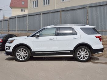 15 799 р. Защита порогов из круглой трубы d63 мм Russtal v3 Ford Explorer U502 2-ой рестайлинг, 5 дв. (2017-2019)  с доставкой в г. Санкт‑Петербург. Увеличить фотографию 2