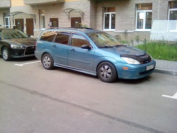 2 819 р. Пластиковые пороги Sport V2 Ford Focus 1 хэтчбэк 3 дв. рестайлинг (2001-2005)  с доставкой в г. Санкт‑Петербург. Увеличить фотографию 4