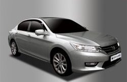 1 299 р. Дефлектора окон Avtoclover Honda Accord CR седан дорестайлинг (2013-2016)  с доставкой в г. Санкт‑Петербург. Увеличить фотографию 5