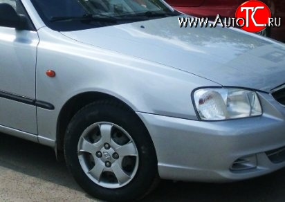 4 999 р. Переднее правое крыло Стандартное Hyundai Accent седан ТагАЗ (2001-2012) (Окрашенное)  с доставкой в г. Санкт‑Петербург