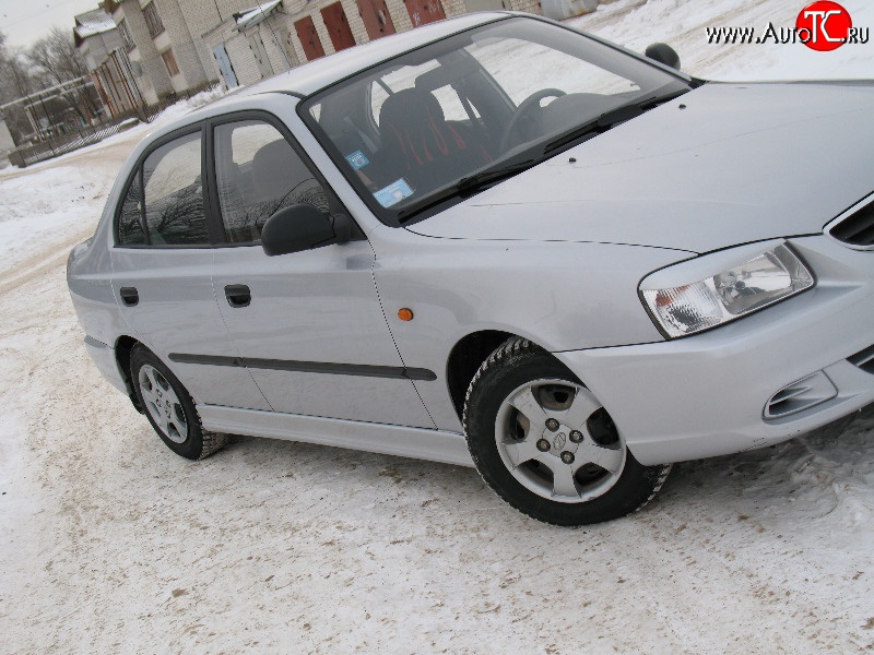 1 299 р. Реснички Classic-Style на фары Hyundai Accent седан ТагАЗ (2001-2012) (Неокрашенные)  с доставкой в г. Санкт‑Петербург