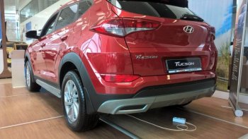 5 649 р. Накладка на задний бампер АвтоКрат  Hyundai Tucson  TL (2015-2018) дорестайлинг (Неокрашенная)  с доставкой в г. Санкт‑Петербург. Увеличить фотографию 3