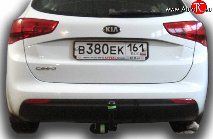 6 999 р. Фаркоп Лидер Плюс  KIA Ceed  1 ED (2010-2012) рестайлинг, хэтчбэк 5 дв. (Без электропакета)  с доставкой в г. Санкт‑Петербург