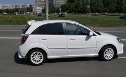 4 599 р. Комплект порогов Vita Dm  KIA Rio ( 2 JB,  4 FB) (2005-2024) дорестайлинг седан, дорестайлинг, хэтчбэк 5 дв., рестайлинг, хэтчбэк 5 дв., рестайлинг седан (Неокрашенные)  с доставкой в г. Санкт‑Петербург. Увеличить фотографию 9