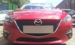 2 599 р. Сетка в решетку радиатора (с парктроником) Russtal Mazda 3/Axela BM дорестайлинг седан (2013-2016) (черная)  с доставкой в г. Санкт‑Петербург. Увеличить фотографию 1