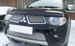 1 589 р. Сетка в решетку радиатора Russtal  Mitsubishi L200  4 - Pajero Sport  2 PB (хром)  с доставкой в г. Санкт‑Петербург. Увеличить фотографию 3