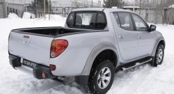 1 639 р. Накладки на борта кузова автомобиля RA Mitsubishi L200 4  дорестайлинг (2006-2014) (Задний откидной борт)  с доставкой в г. Санкт‑Петербург. Увеличить фотографию 2