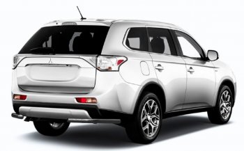 5 499 р. Защита заднего бампера Slitkoff (Ø 57 мм)  Mitsubishi Outlander  GF (2015-2018) 2-ой рестайлинг (Сталь с полимерным покрытием. Цвет: черный)  с доставкой в г. Санкт‑Петербург. Увеличить фотографию 1