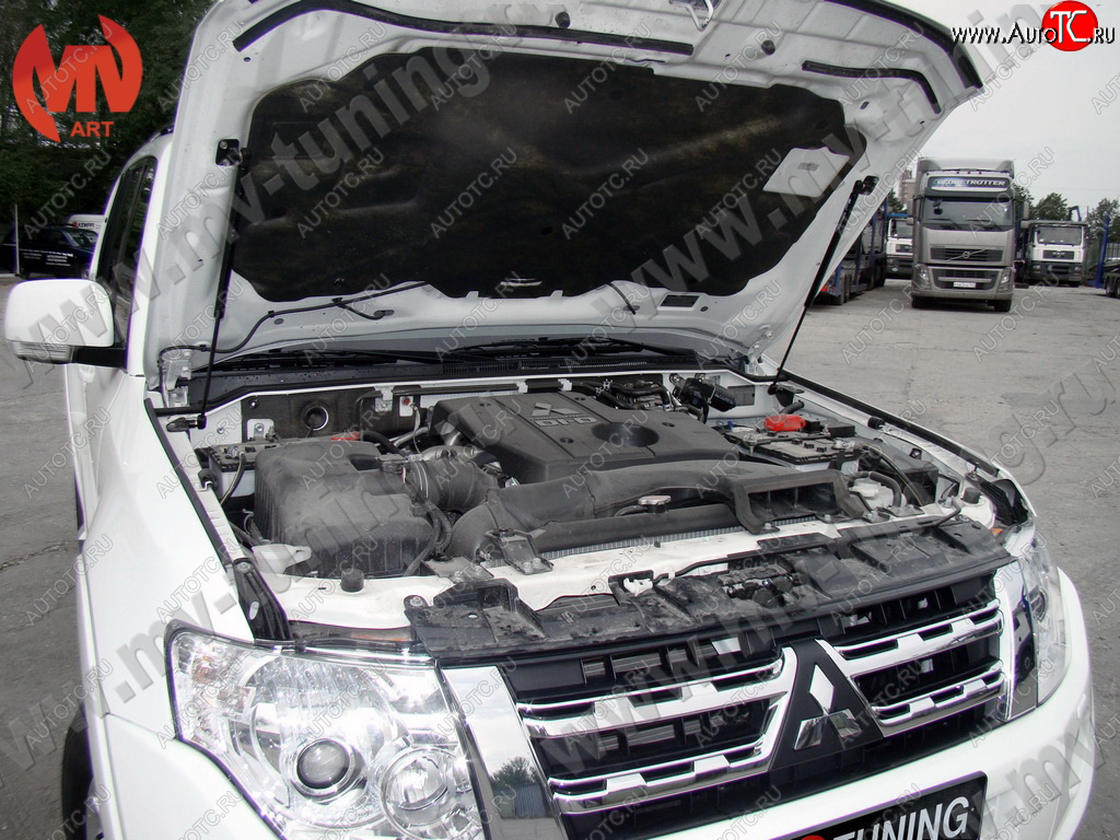 4 099 р. Упор капота MV-Tuning (двойной) Mitsubishi Pajero 4 V90 2-ой рестайлинг (2014-2020)  с доставкой в г. Санкт‑Петербург