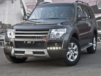 8 199 р. Решётка радиатора BROOMER Design  Mitsubishi Pajero ( 4 V90,  4 V80) (2006-2015) дорестайлинг, дорестайлинг, 1-ый рестайлинг, 3 дв. 1-ый рестайлинг (Неокрашенная)  с доставкой в г. Санкт‑Петербург. Увеличить фотографию 2