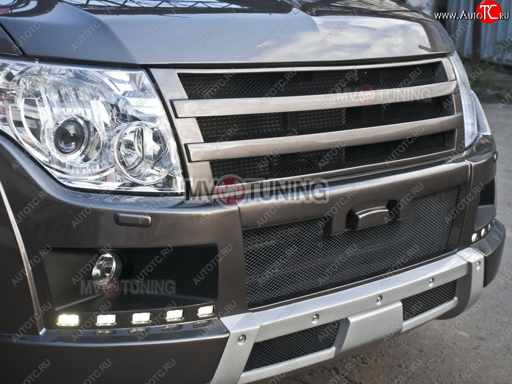 8 199 р. Решётка радиатора BROOMER Design  Mitsubishi Pajero ( 4 V90,  4 V80) (2006-2015) дорестайлинг, дорестайлинг, 1-ый рестайлинг, 3 дв. 1-ый рестайлинг (Неокрашенная)  с доставкой в г. Санкт‑Петербург