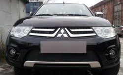 Сетка на бампер (рестайлинг) Russtal (черная) Mitsubishi Pajero Sport PB рестайлинг (2013-2017)