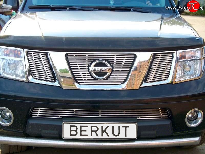 7 999 р. Декоративная вставка решетки радиатора (без знака) Berkut Nissan Pathfinder R51 дорестайлинг (2004-2007)  с доставкой в г. Санкт‑Петербург