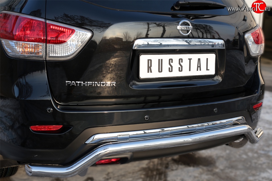 8 649 р. Защита заднего бампера (Ø63 мм волна, нержавейка) Russtal Nissan Pathfinder R52 дорестайлинг (2012-2017)  с доставкой в г. Санкт‑Петербург