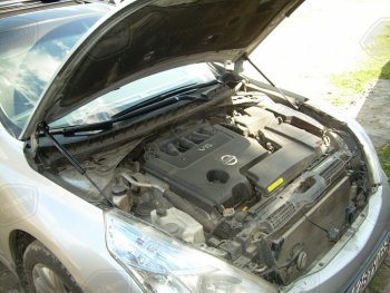 Упоры капота Russtal Nissan Teana 2 J32 дорестайлинг (2008-2011)