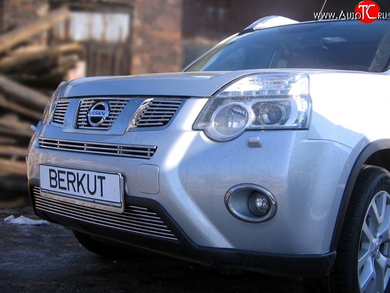 6 999 р. Декоративная вставка воздухозаборника Berkut Nissan X-trail 2 T31 рестайлинг (2010-2015)  с доставкой в г. Санкт‑Петербург