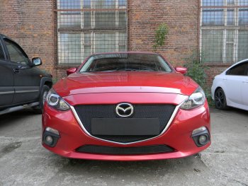 3 799 р. Защитная сетка в бампер (низ, ячейка 4х10 мм) Alfeco Премиум Mazda 3/Axela BM дорестайлинг седан (2013-2016) (Чёрная)  с доставкой в г. Санкт‑Петербург. Увеличить фотографию 1