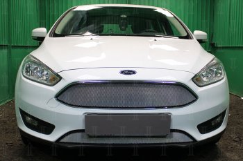 2 899 р. Защитная сетка в бампер (низ, ячейка 3х7 мм) Alfeco Стандарт Ford Focus 3 седан рестайлинг (2014-2019) (Хром)  с доставкой в г. Санкт‑Петербург. Увеличить фотографию 1