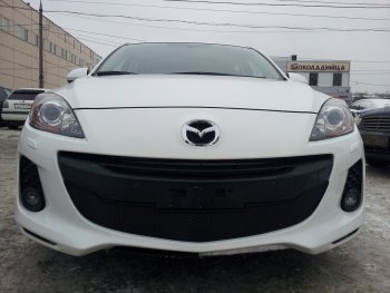 3 399 р. Защитная сетка в бампер (низ, ячейка 3х7 мм) Alfeco Стандарт  Mazda 3/Axela  BL (2011-2013) (Чёрная)  с доставкой в г. Санкт‑Петербург. Увеличить фотографию 1