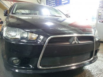 5 899 р. Защитная сетка в бампер (3 части, ячейка 3х7 мм) Alfeco Стандарт  Mitsubishi Lancer  10 (2011-2017) (Чёрная)  с доставкой в г. Санкт‑Петербург. Увеличить фотографию 1