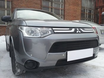 6 199 р. Защитная сетка в бампер (2 части, ячейка 3х7 мм) Alfeco Стандарт  Mitsubishi Outlander  GF (2012-2014) дорестайлинг (Чёрная)  с доставкой в г. Санкт‑Петербург. Увеличить фотографию 4