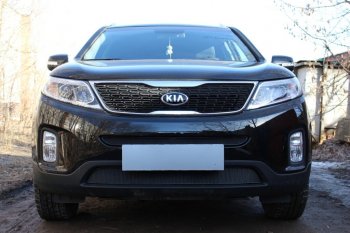 3 989 р. Защитная сетка в бампер (низ, ячейка 4х10 мм) Alfeco Премиум KIA Sorento XM рестайлинг (2012-2015) (Чёрная)  с доставкой в г. Санкт‑Петербург. Увеличить фотографию 1