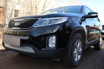 4 299 р. Защитная сетка в бампер (низ, ячейка 4х10 мм) Alfeco Премиум KIA Sorento XM рестайлинг (2012-2015) (Хром)  с доставкой в г. Санкт‑Петербург. Увеличить фотографию 1