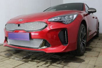 6 299 р. Защитная сетка в бампер (верх, ячейка 4х10 мм) Alfeco Премиум KIA Stinger (2017-2024) (Хром)  с доставкой в г. Санкт‑Петербург. Увеличить фотографию 1