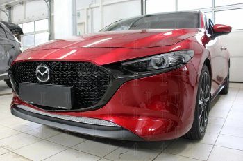 3 799 р. Защитная сетка в бампер (низ, ячейка 4х10 мм) Alfeco Премиум Mazda 3/Axela BP хэтчбэк (2019-2024) (Хром)  с доставкой в г. Санкт‑Петербург. Увеличить фотографию 3