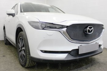 6 299 р. Защитная сетка в бампер (верх, 3D, ячейка 4х10 мм) Alfeco Премиум  Mazda CX-5  KF (2016-2025) (Чёрная)  с доставкой в г. Санкт‑Петербург. Увеличить фотографию 2