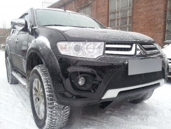 4 199 р. Защитная сетка в бампер (низ, ячейка 4х10 мм) Alfeco Премиум  Mitsubishi L200  4 - Pajero Sport  PB (Чёрная)  с доставкой в г. Санкт‑Петербург. Увеличить фотографию 2