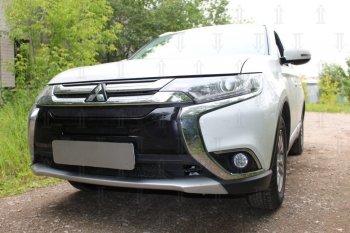 10 399 р. Защитная сетка в бампер (3 части, ячейка 4х10 мм) Alfeco Премиум Mitsubishi Outlander GF 2-ой рестайлинг (2015-2018) (Чёрная)  с доставкой в г. Санкт‑Петербург. Увеличить фотографию 2