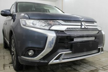 9 749 р. Защитная сетка в бампер (3 части, ячейка 4х10 мм) Alfeco Премиум Mitsubishi Outlander GF 3-ий рестайлинг (2018-2022) (Хром)  с доставкой в г. Санкт‑Петербург. Увеличить фотографию 2