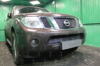 4 799 р. Защитная сетка в бампер (низ, ячейка 4х10 мм) Стрелка11 Премиум Nissan Pathfinder R51 рестайлинг (2009-2014) (Чёрная)  с доставкой в г. Санкт‑Петербург. Увеличить фотографию 3