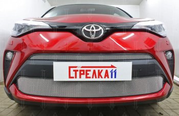 5 549 р. Защитная сетка в бампер (низ, ячейка 4х10 мм) Стрелка11 Премиум Toyota C-HR NGX10, ZGX10 рестайлинг (2019-2024) (Хром)  с доставкой в г. Санкт‑Петербург. Увеличить фотографию 2