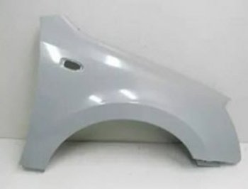 Правое крыло (с отверстием под повторитель поворота) BodyParts Chery Fora A21 (2006-2010)