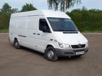 25 999 р. Защита порогов труба d42,4 мм ТСС Тюнинг  Mercedes-Benz Sprinter  W906 (2014-2018) рестайлинг (серые)  с доставкой в г. Санкт‑Петербург. Увеличить фотографию 1