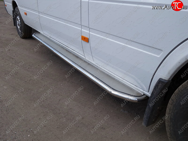 32 999 р. Порог с площадкой d42,4 мм ТСС Тюнинг  Mercedes-Benz Sprinter  W906 (2014-2018) рестайлинг (нержавейка лист)  с доставкой в г. Санкт‑Петербург