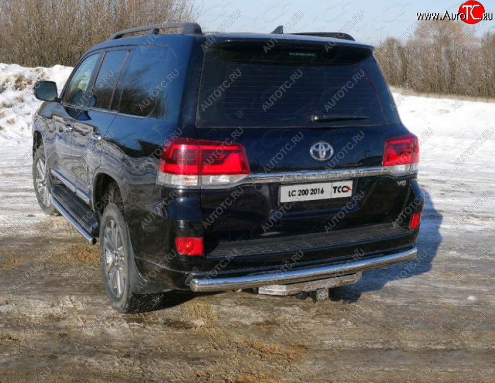 24 099 р. Защита заднего бампера (овальная, d75х42 мм) TCC Toyota Land Cruiser 200 2-ой рестайлинг (2015-2021)  с доставкой в г. Санкт‑Петербург