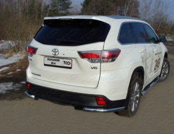 19 549 р. Защита заднего бампера (уголки, d60,3 мм) TCC  Toyota Highlander  XU50 (2013-2017) дорестайлинг  с доставкой в г. Санкт‑Петербург. Увеличить фотографию 1