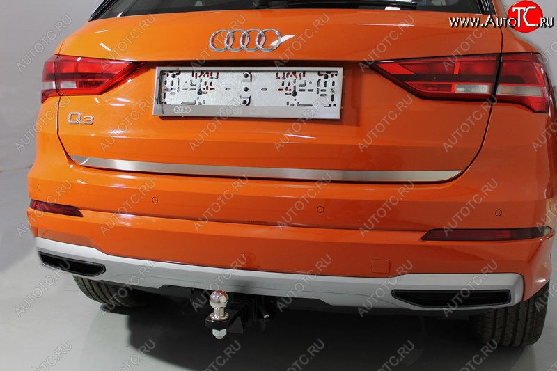 2 269 р. Накладка на заднюю дверь (лист шлифованный), ТСС Тюнинг  Audi Q3  F3 (2018-2022) (нержавейка)  с доставкой в г. Санкт‑Петербург