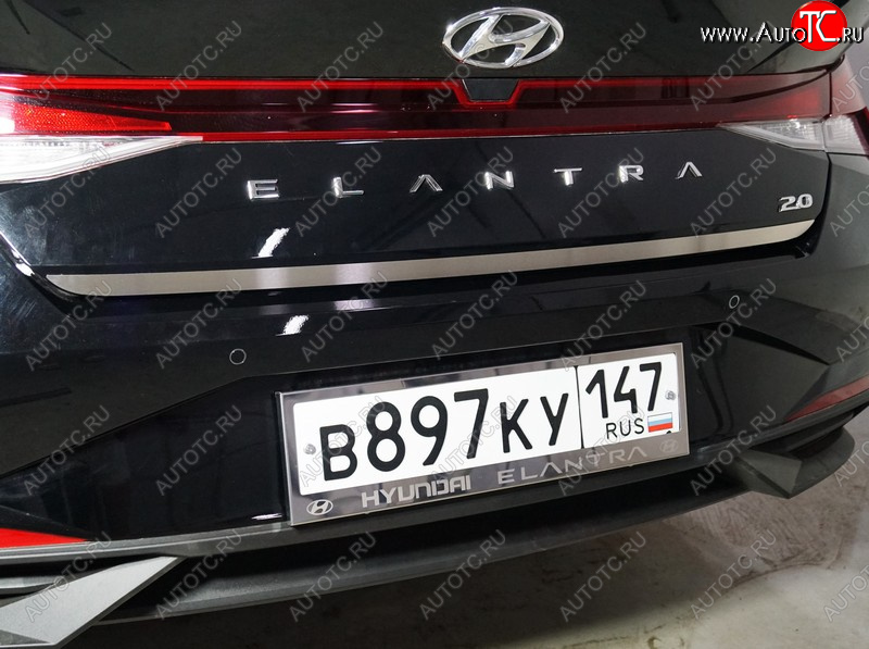 2 059 р. Накладка на заднюю дверь, ТСС Тюнинг  Hyundai Elantra  CN7 (2020-2023) (Лист шлифованный)  с доставкой в г. Санкт‑Петербург